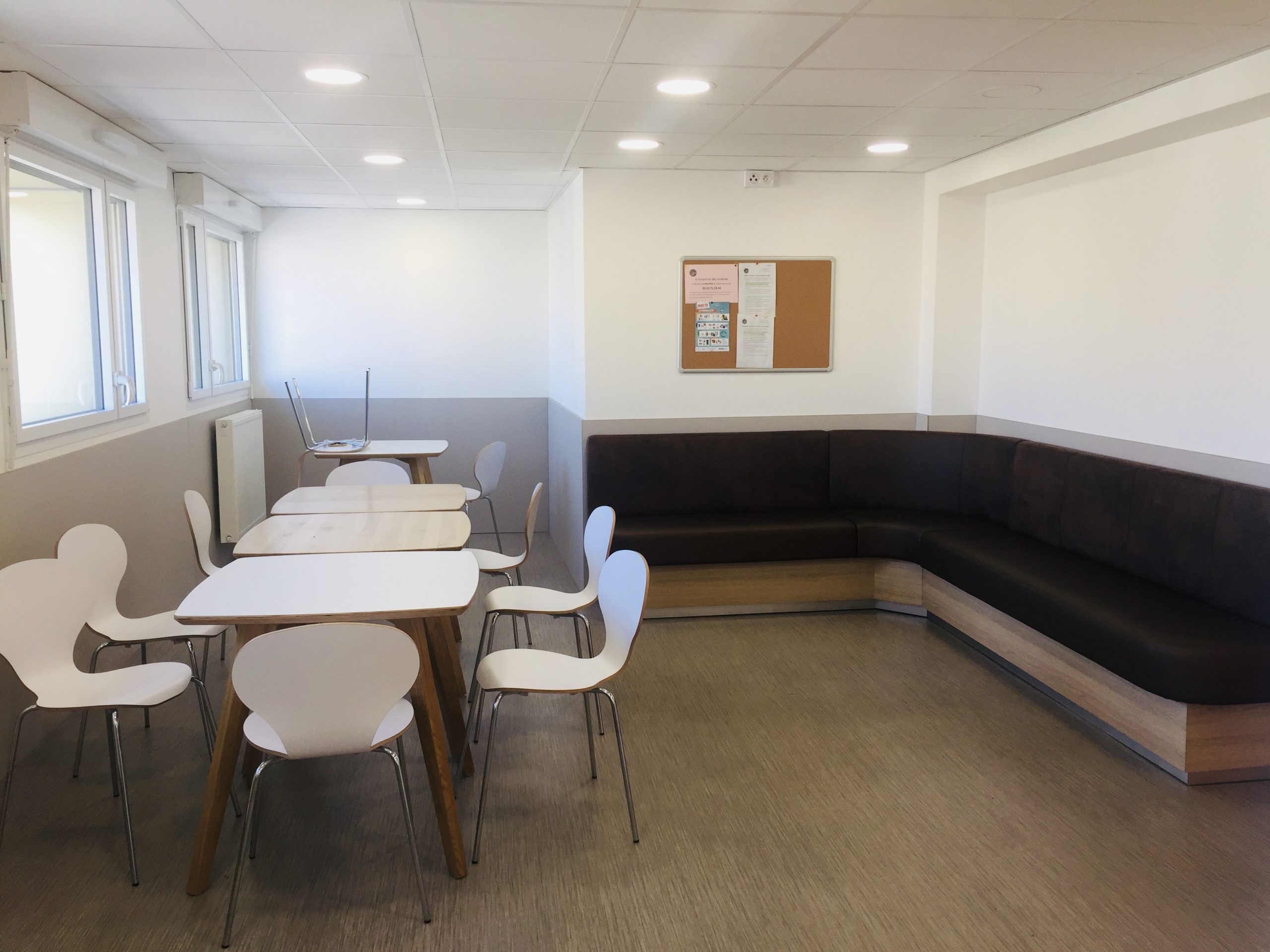 apprendre le français à amiens avec l'ISPA et se loger avec le crous - salle commune